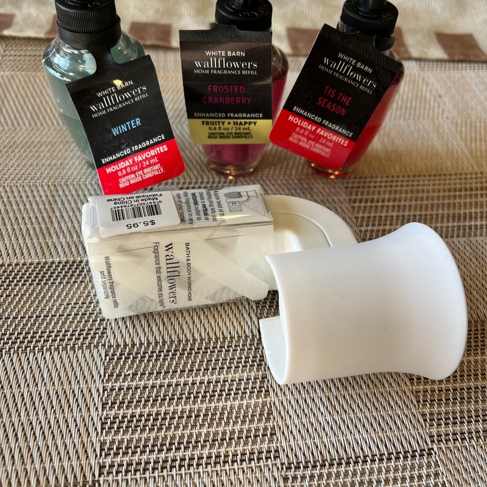 Bath & Body Works Wallflowers Plug-In Fragrance Refill Set with White Plug